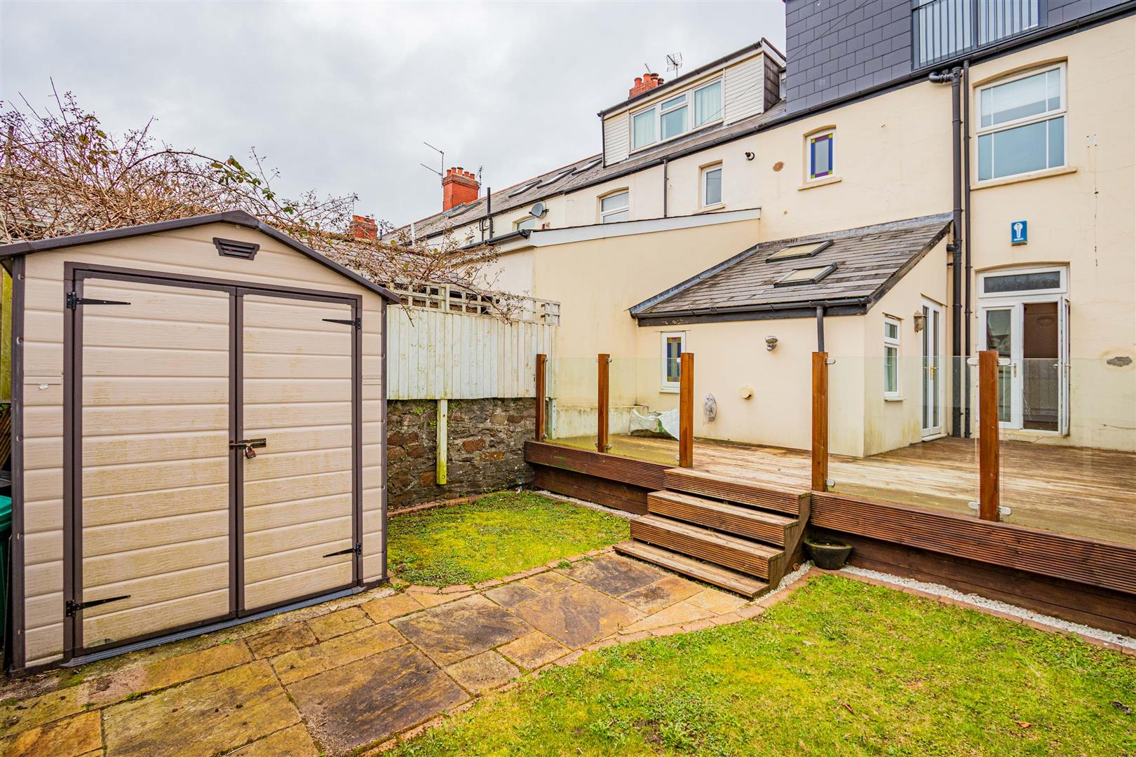 DERI ROAD, PENYLAN, CARDIFF Jeffrey Ross Estate Agents